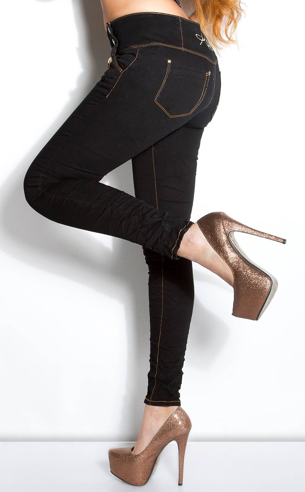 Sexy jeans elasticizzati con bottoni - immagine 4