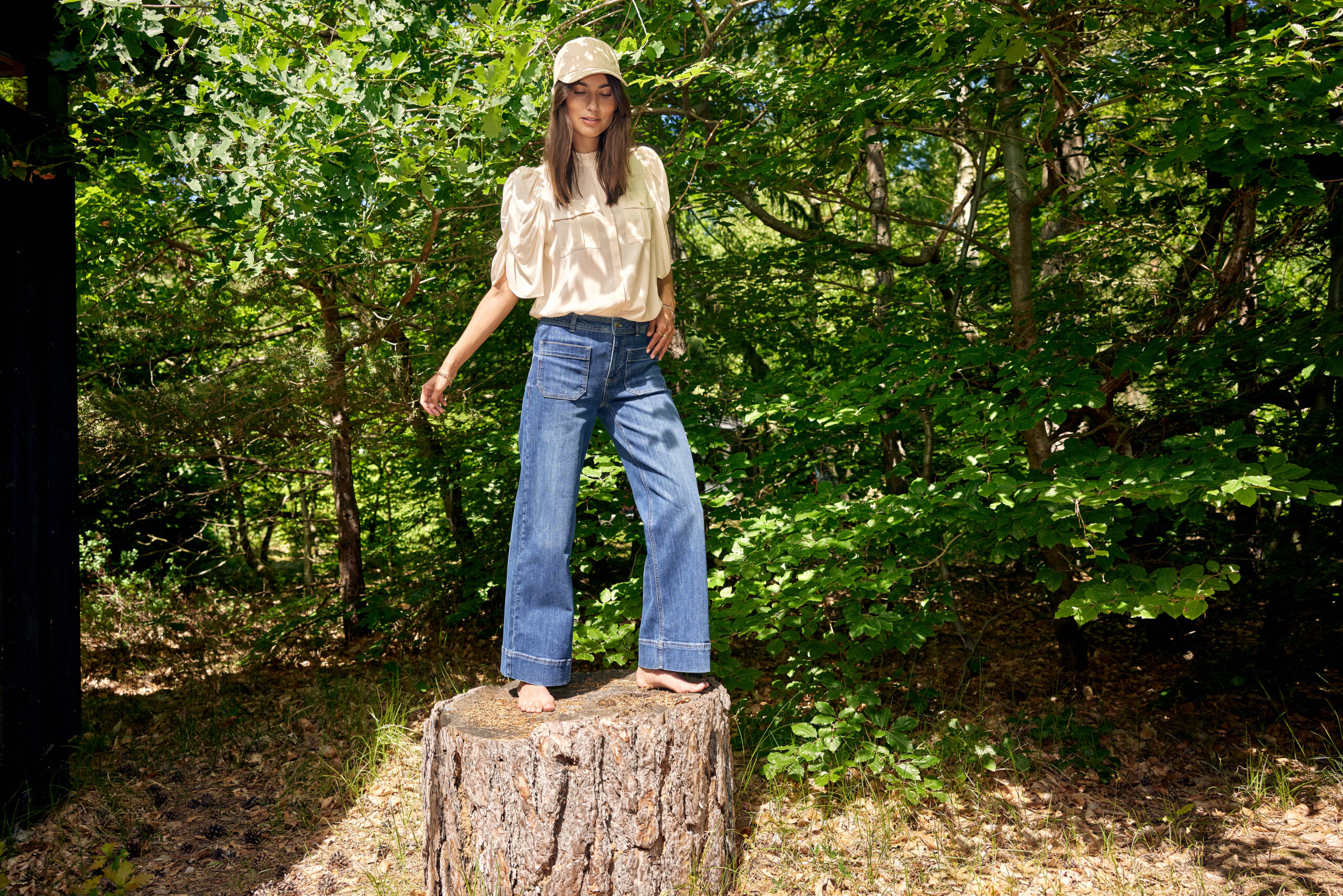 Jeans SC-Kimberly 21-b: La Rivoluzione del Denim Classico