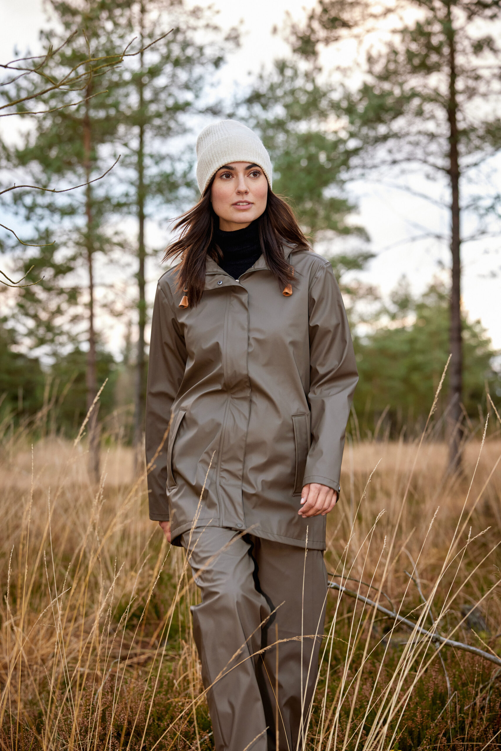 Giacca Antipioggia SC-Alexa 15: La Moda Incontra la Funzionalità - immagine 3