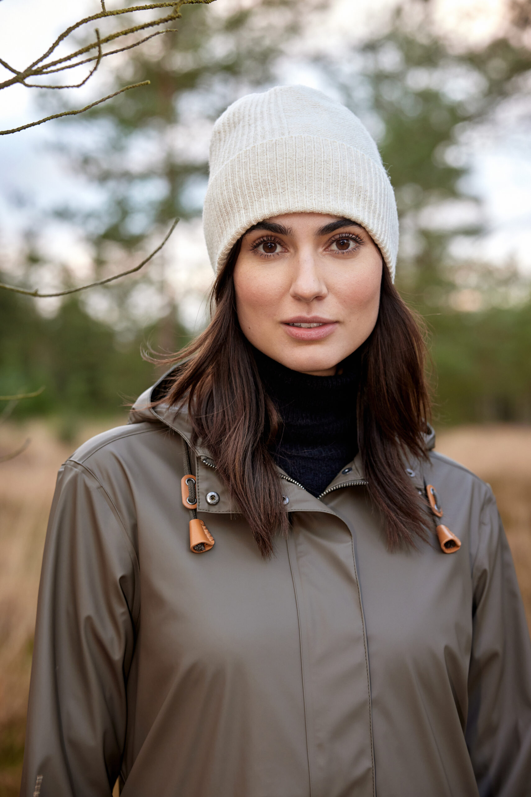 Giacca Antipioggia SC-Alexa 15: La Moda Incontra la Funzionalità - immagine 2