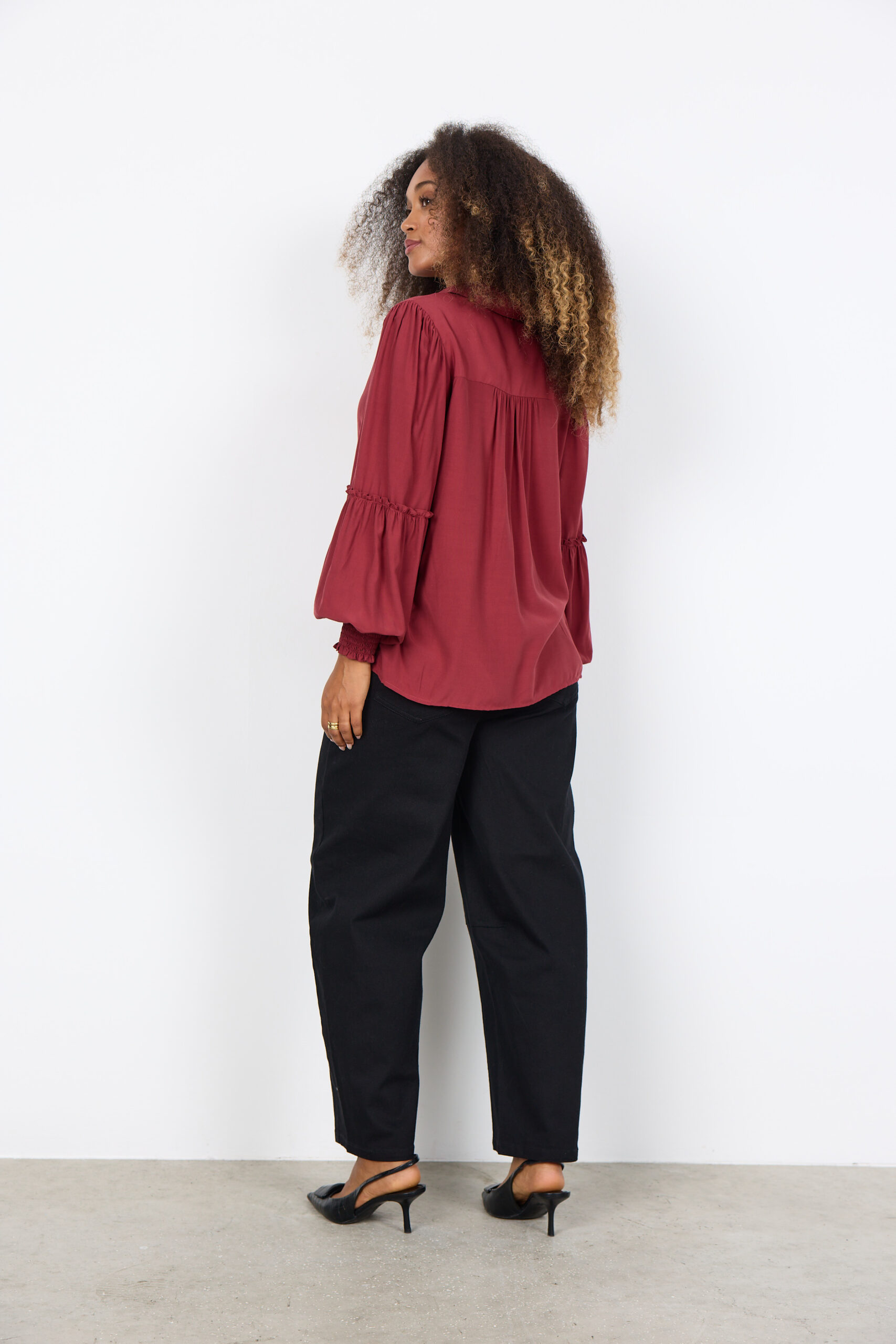 Camicia Donna SC-BARBEL 2 Elegante – Camicia con Dettagli Arricciati in Viscosa Soya Concept - immagine 5