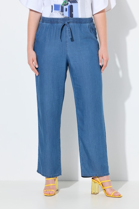 Dettaglio pantaloni Rose Ulla Popken con linea fluida e vita regolabile