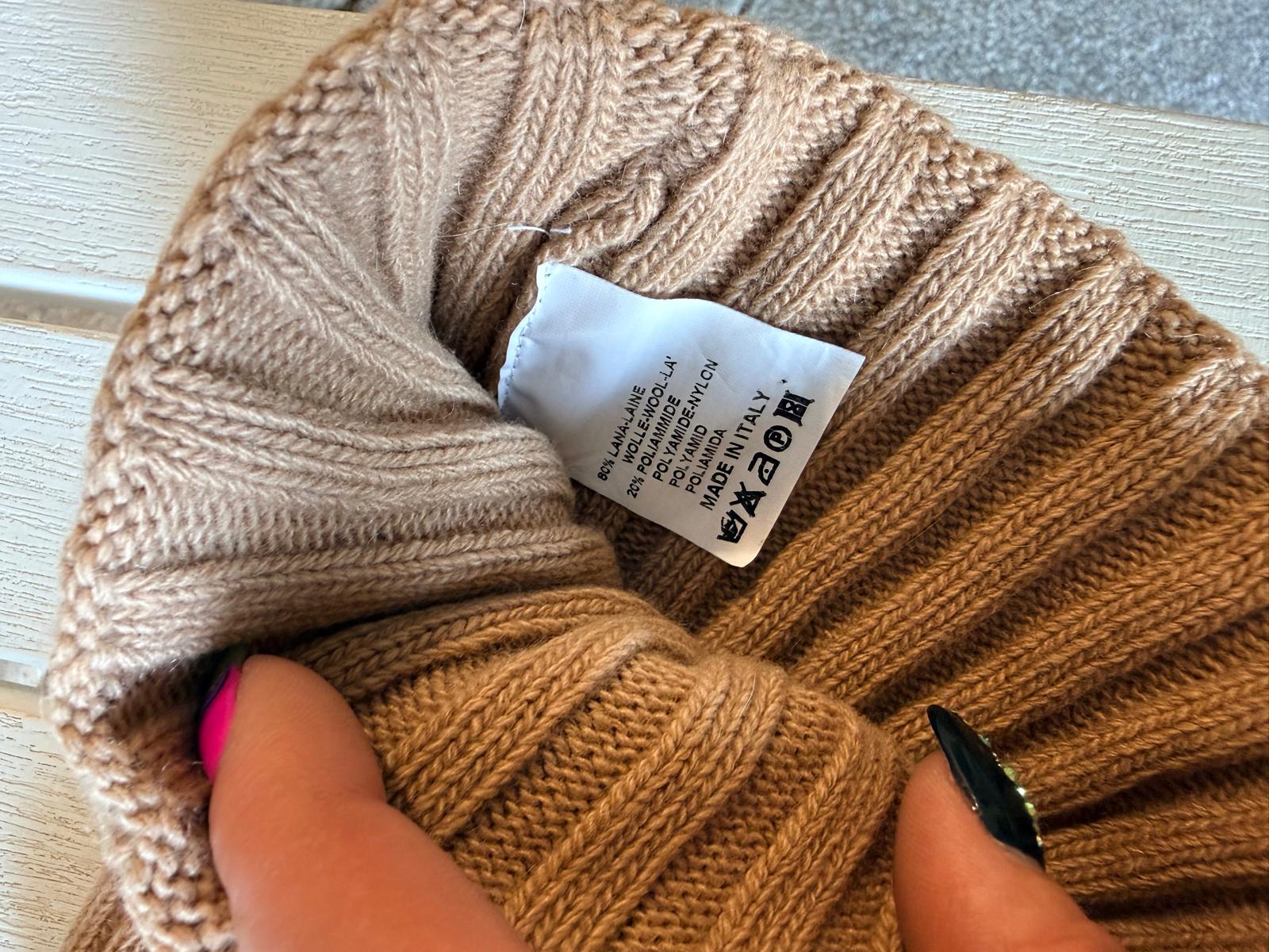 Berretto a coste La Sciarperia beige dettaglio 2