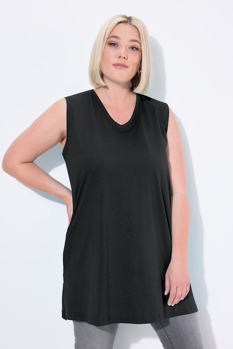 Top smanicato di cotone dalle linee morbide con scollo a V Ulla Popken colore nero dettaglio
