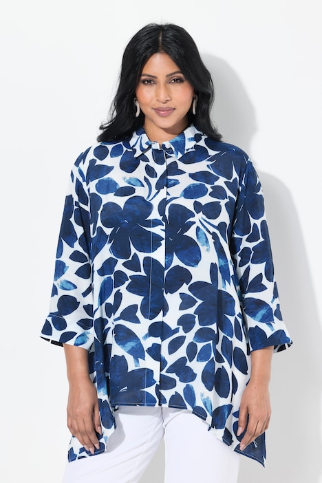 Ulla Popken Blusa con fiori, orlo a punte, collo da camicia e maniche a 3/4 blu taglia 48/50 campionario vista 2