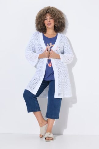 Ulla Popken Cardigan lungo e aperto a punto ajour con maniche a 3/4 bianco panna taglia 48/50 campionario indossato dalla modella