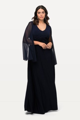 Abito con maniche ad aletta blu navy blu navy, indossato da modella