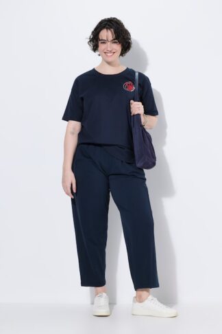 Camicia lunga con tagli di design acqua, indossato da modella