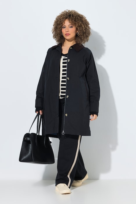 Giacca stile fienile con colletto in velluto blu scuro blu scuro, indossato da modella