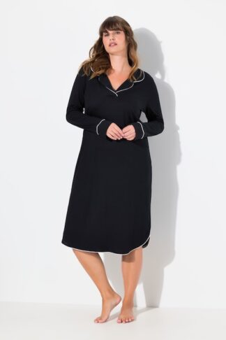 Camicia da notte con revers e pistagna nera nero, indossato da modella